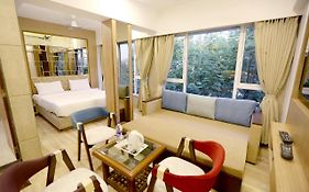 Hotel D69 Residency 3*